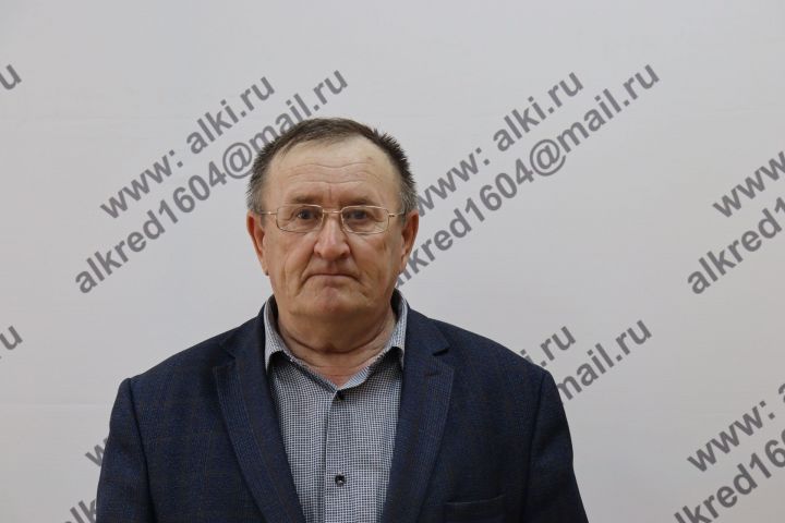 Ирек Хәйретдиновның Әлки район кырларыннан мул уңыш җыеп алуда өлеше зур