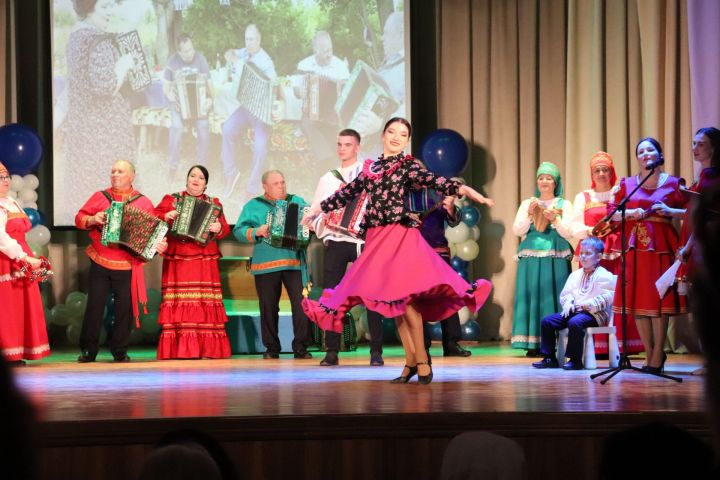 В Алькеевском районе прошел зональный этап Фестиваля  родословной «Эхо веков в истории семьи – Тарихта без эзлебез»