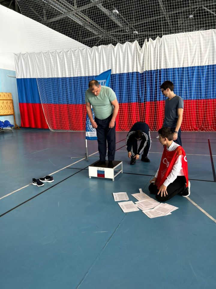 Работники организаций  сдали нормы ГТО.