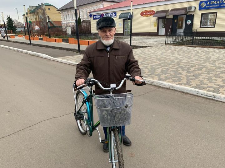 84 яшьлек Салих Насыйбуллин велосипеды белән 6200 километр үткән