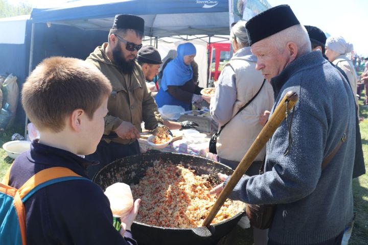 Ислам динен кабул итү уңаеннан үткән чарада әлкилеләр дә күп катнашты