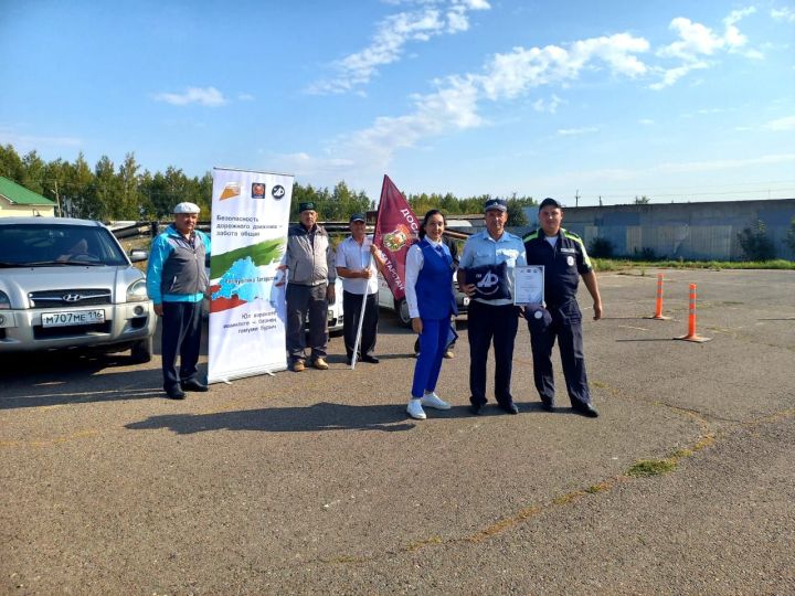 В Алькеевском районе прошел районный конкурс водительского мастерства «Автобабай-2024»