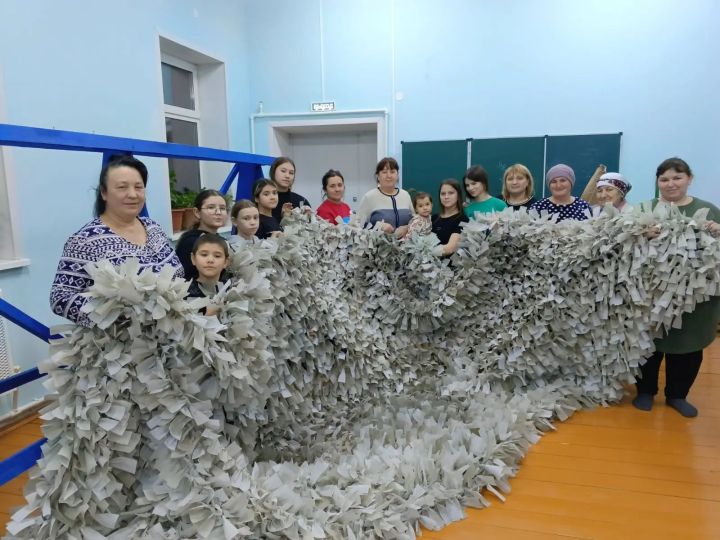 Мать пятерых детей из села Татарсткое Бурнаево организовала масштабную помощь бойцам-землякам