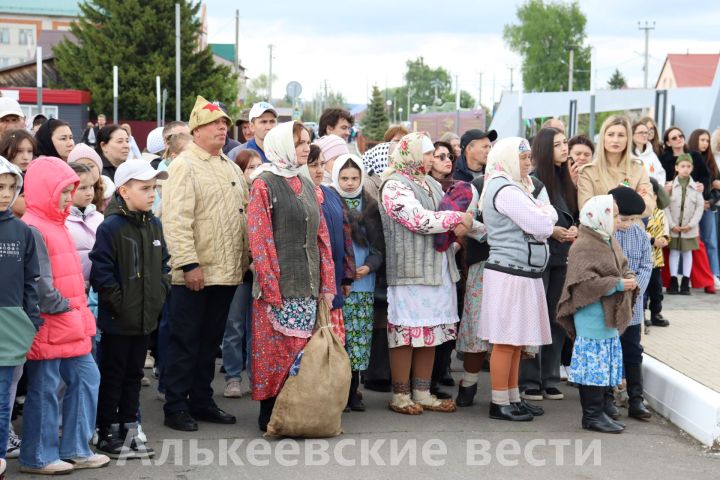9 мая в районном центре прошли торжества, посвященные 80-летию Победы в Великой Отечественной войне.