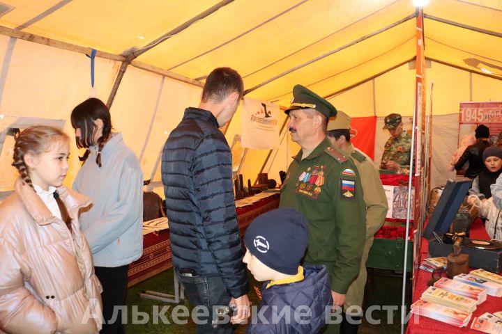 Әлки районында Бөек Җиңү көнен билгеләп үттеләр