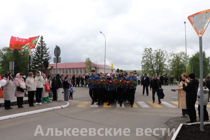Әлки районында Бөек Җиңү көнен билгеләп үттеләр