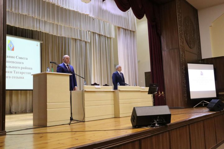 Александр Никошин Әлки районы башлыгы итеп сайланды