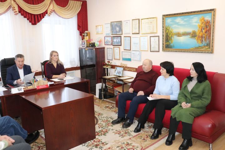 “Әлки хәбәрләре” газетасы редакциясе коллективының хисап җыелышы узды