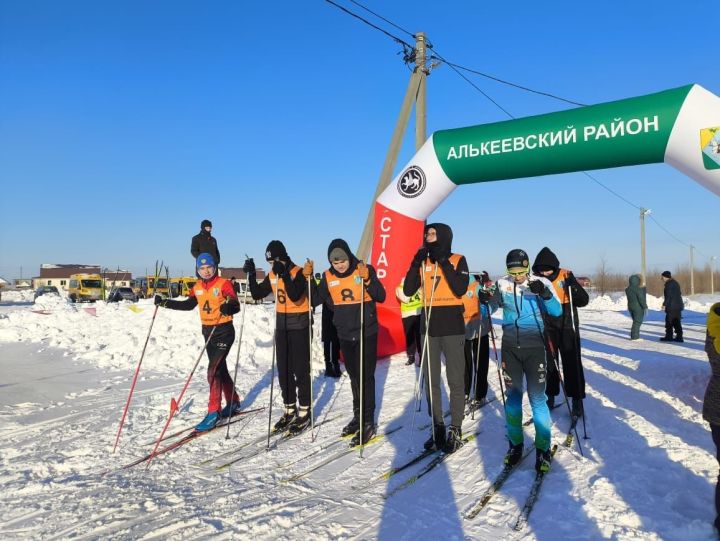 В Алькеевском районе прошел Чемпионат по лыжным гонкам
