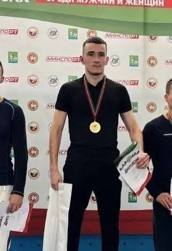 Ильназу Хамидуллину присвоено высокое звание «Мастер спорта России» по борьбе на поясах