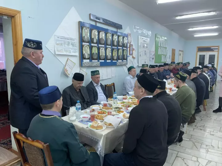 Әлки районында Татарстан Республикасы Дәүләт Советы депутаты Фоат Вәлиев исеменнән ифтар мәҗлесе узды