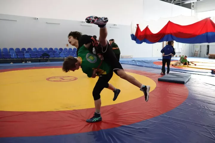 Сборная Татарстана по борьбе на поясах готовится к Первенству России