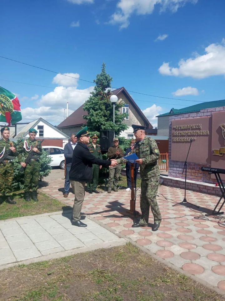 В Алькеевском районе отпраздновали День пограничника