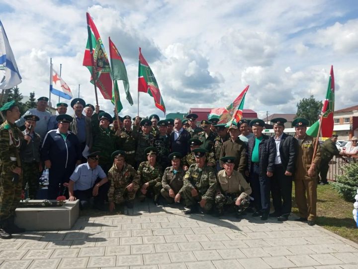 В Алькеевском районе отпраздновали День пограничника